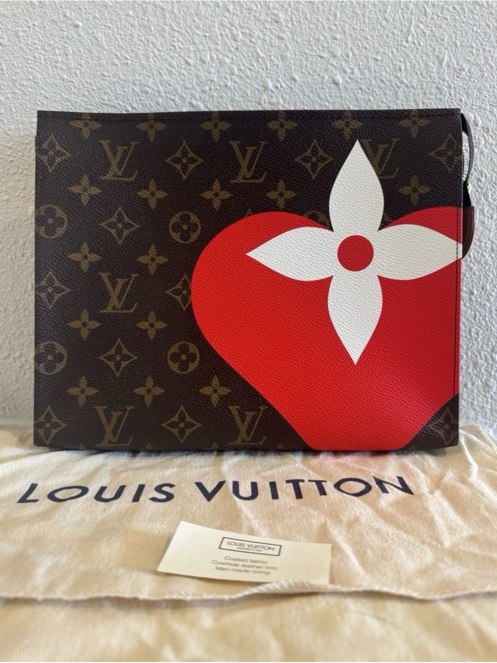 Louis Vuitton Monogram Game On Toiletry Pochette 26 Limited Edition.